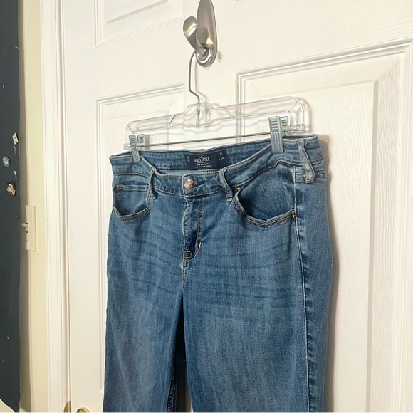 ✧・゚hollister classic low rise flare jeans - Picture 2 of 5